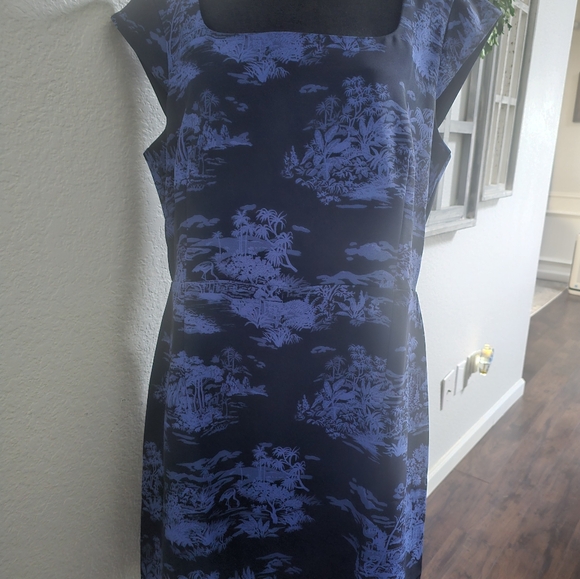 Ann Taylor NWT Floral Cap Sleeve Square Neck Sheath Dress Sz 14 - Picture 3 of 15